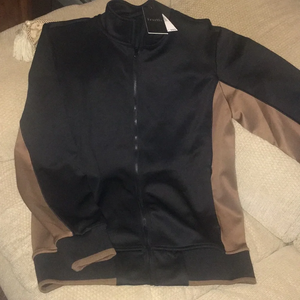 ♠️ NWT Truth by Republic Bomber Light Jacket